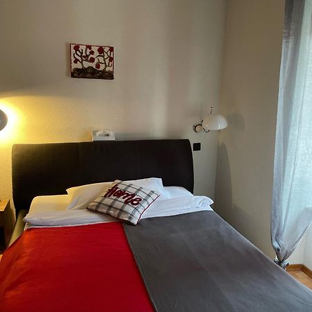 Hotel La Fontaine Saint-Imier Zewnętrze zdjęcie