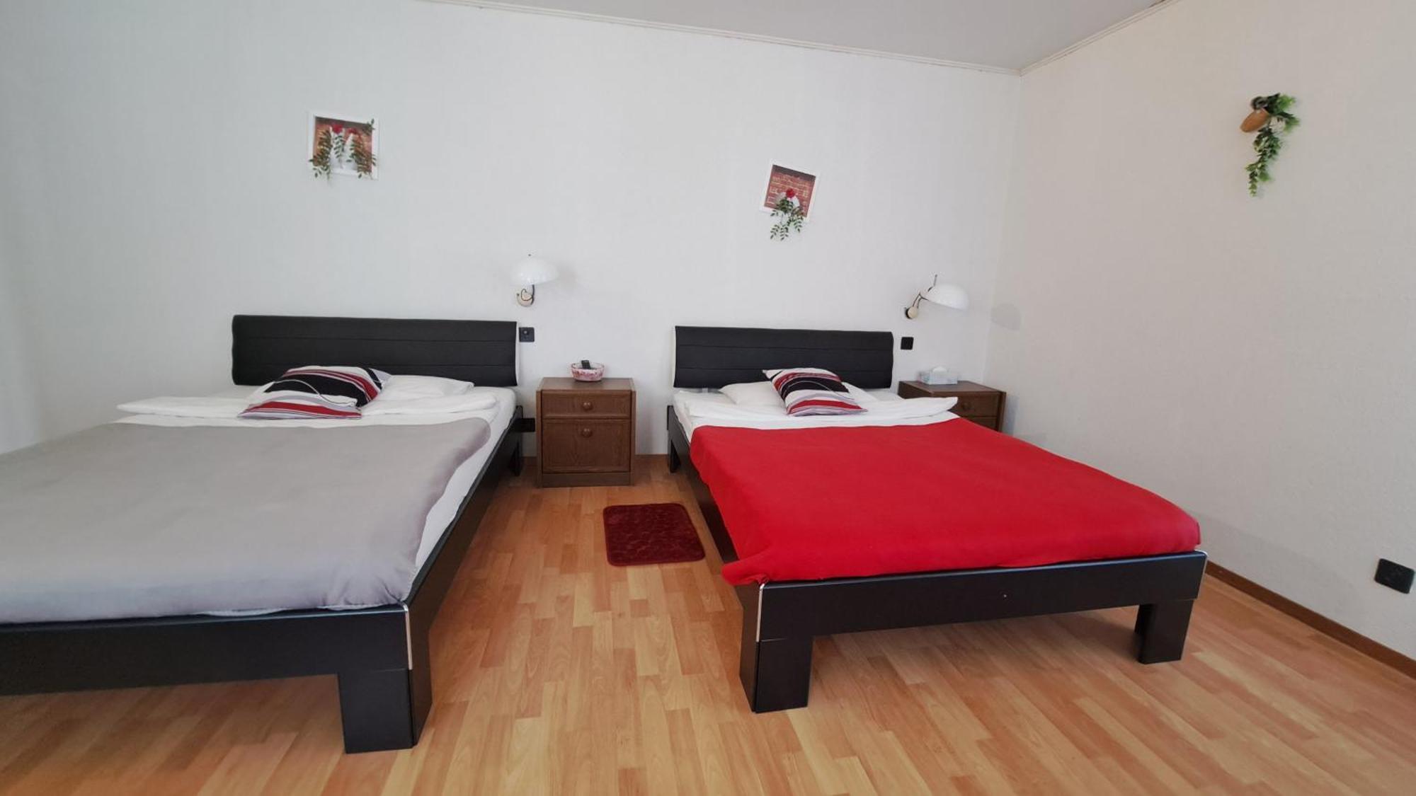 Hotel La Fontaine Saint-Imier Zewnętrze zdjęcie