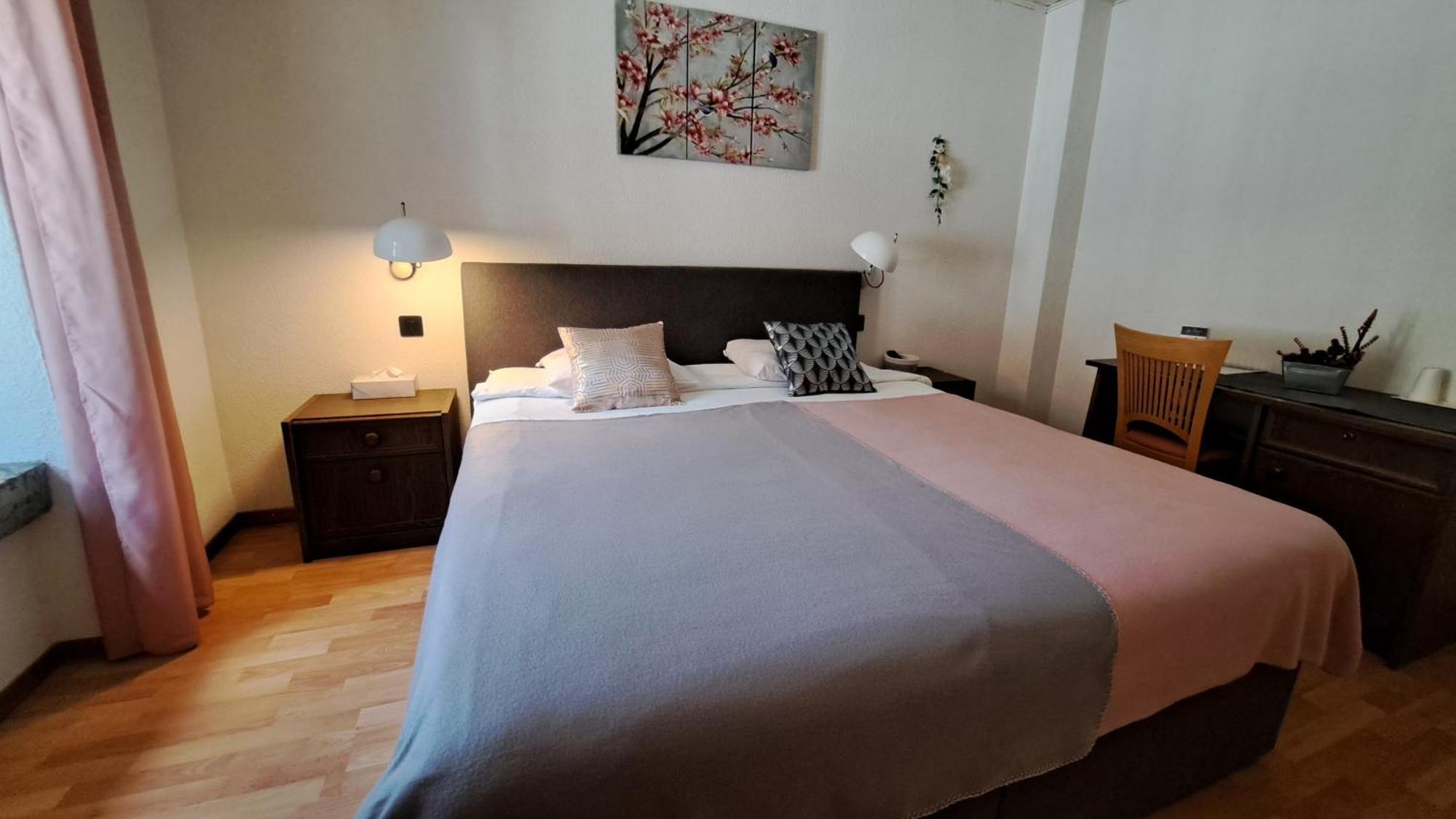 Hotel La Fontaine Saint-Imier Zewnętrze zdjęcie